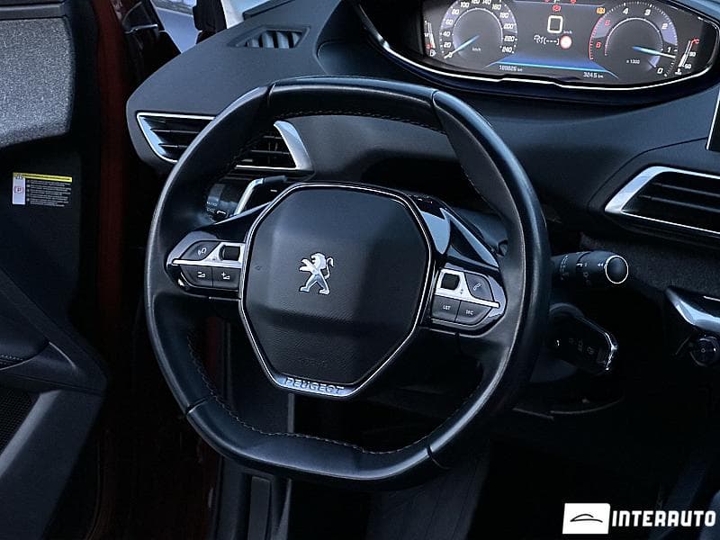 2020 Peugeot 3008 — Miniatură 7