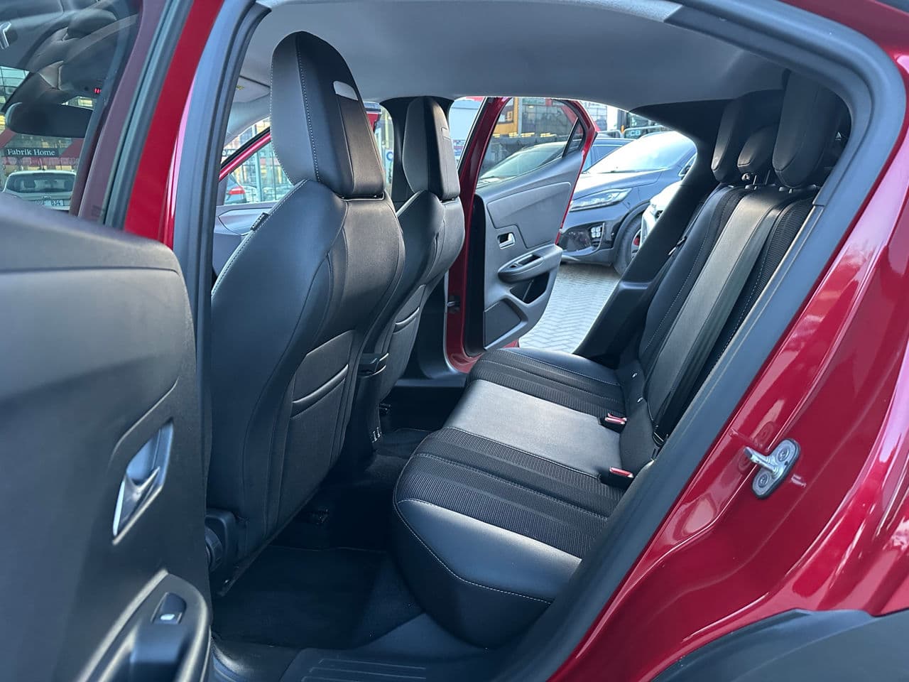 2022 Opel Mokka — Miniatură 13