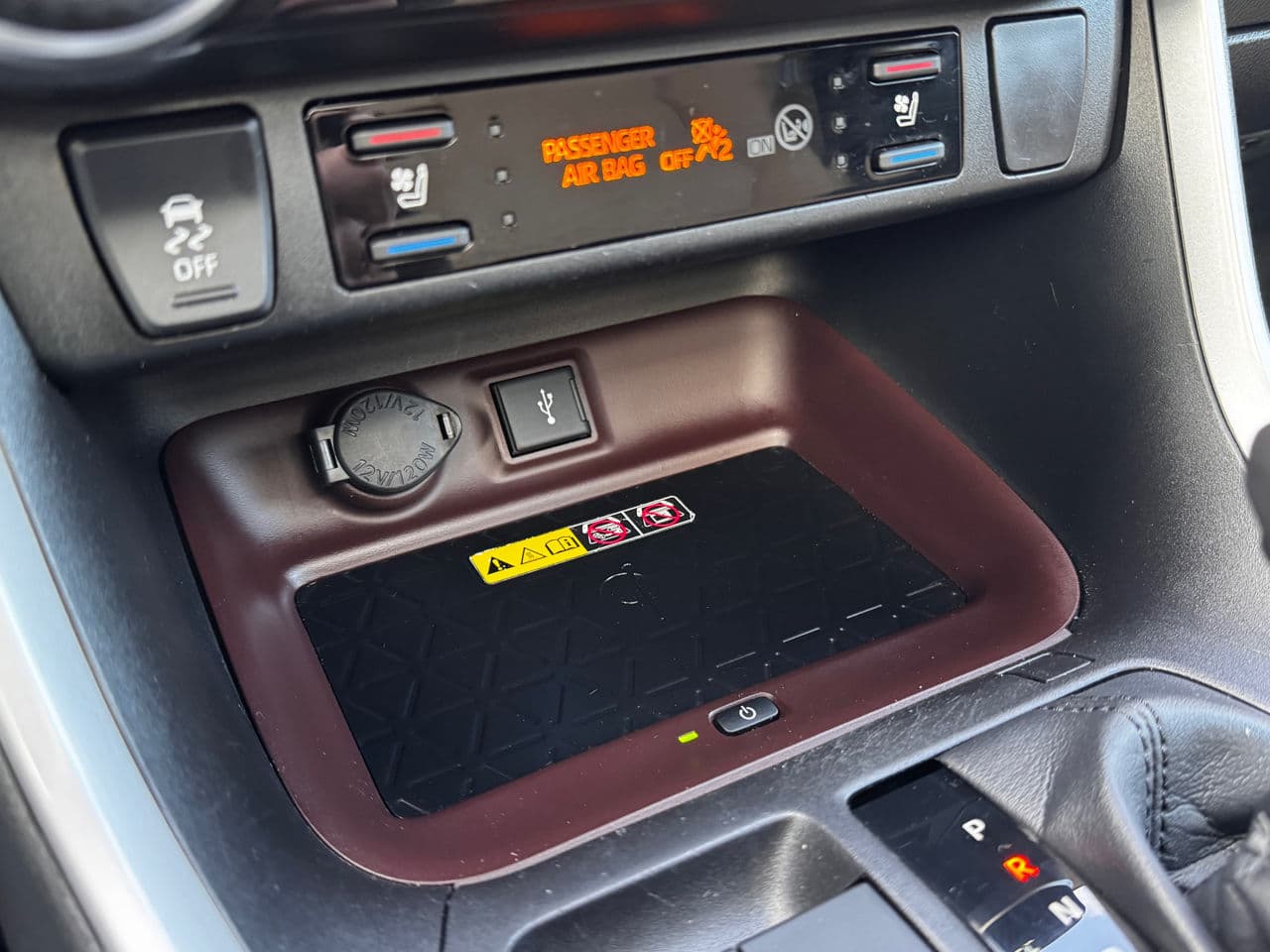 2022 Toyota Rav-4 — Miniatură 14