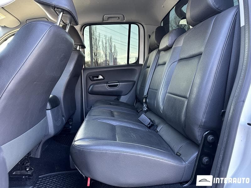 2015 Volkswagen Amarok — Miniatură 16