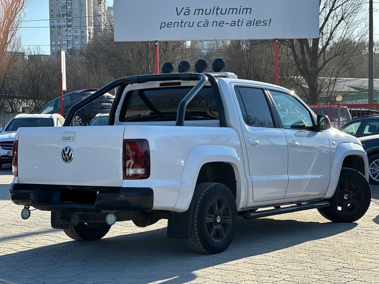 2015 Volkswagen Amarok — Miniatură 2