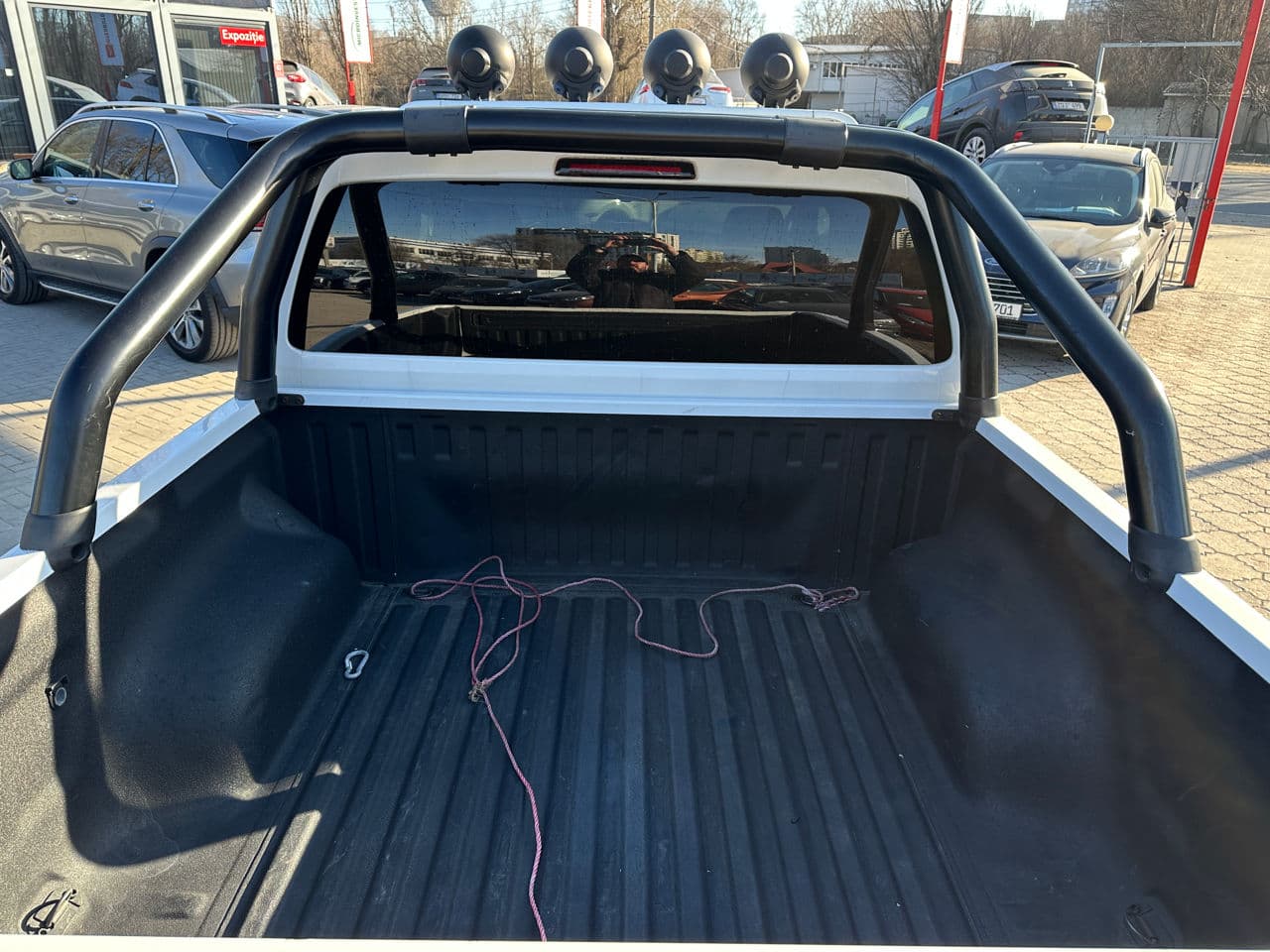 2015 Volkswagen Amarok — Miniatură 15