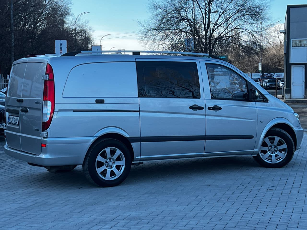 2014 Mercedes Vito — Miniatură 4