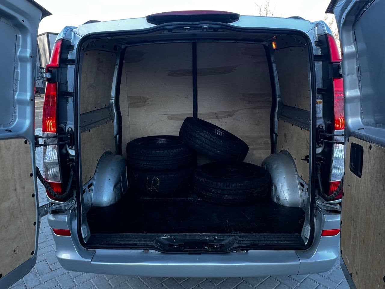 2014 Mercedes Vito — Miniatură 15