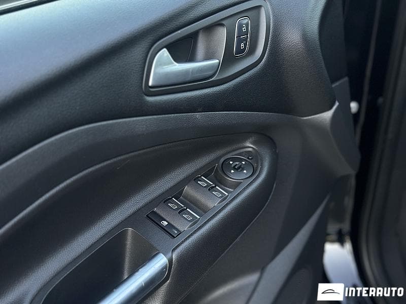 2017 Ford Kuga — Miniatură 16