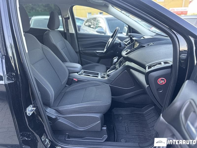 2017 Ford Kuga — Miniatură 15
