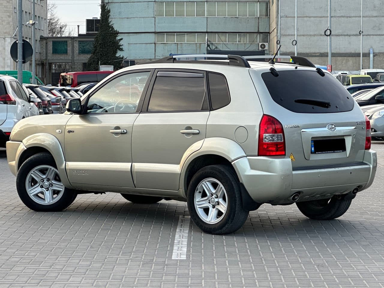 2005 Hyundai Tucson — Miniatură 4