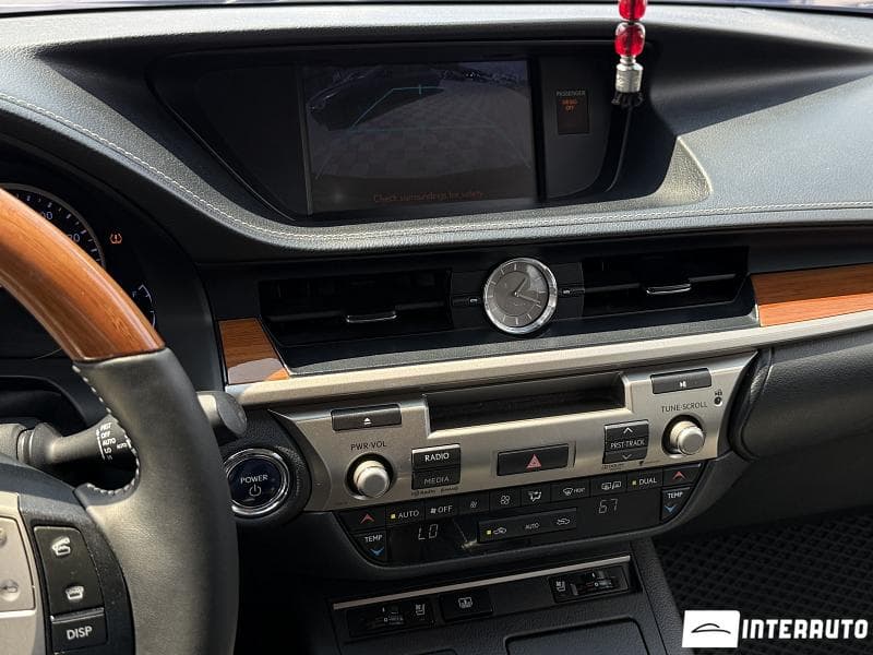 2012 Lexus ES 300h — Miniatură 17
