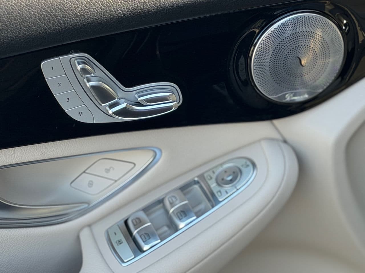 2020 Mercedes GLC 200 — Miniatură 7