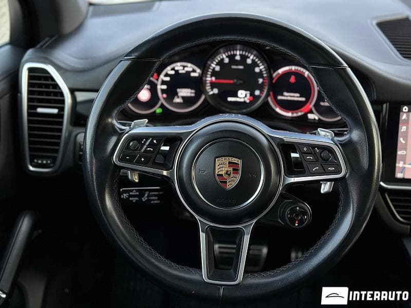2017 Porsche Cayenne S — Miniatură 10