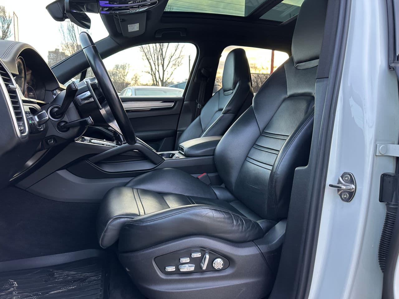 2017 Porsche Cayenne S — Miniatură 5