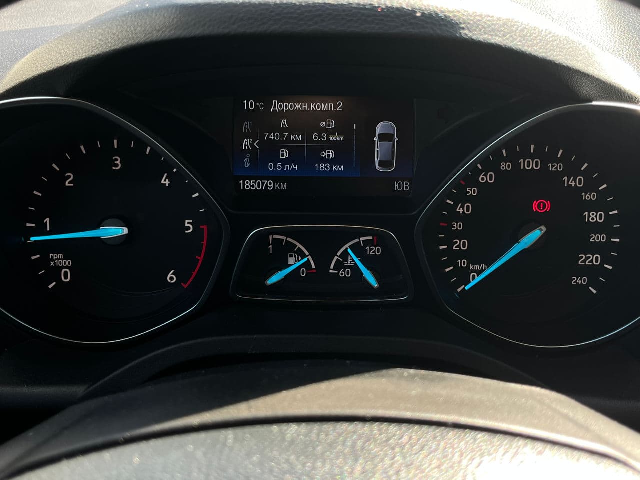 2017 Ford Kuga — Miniatură 10