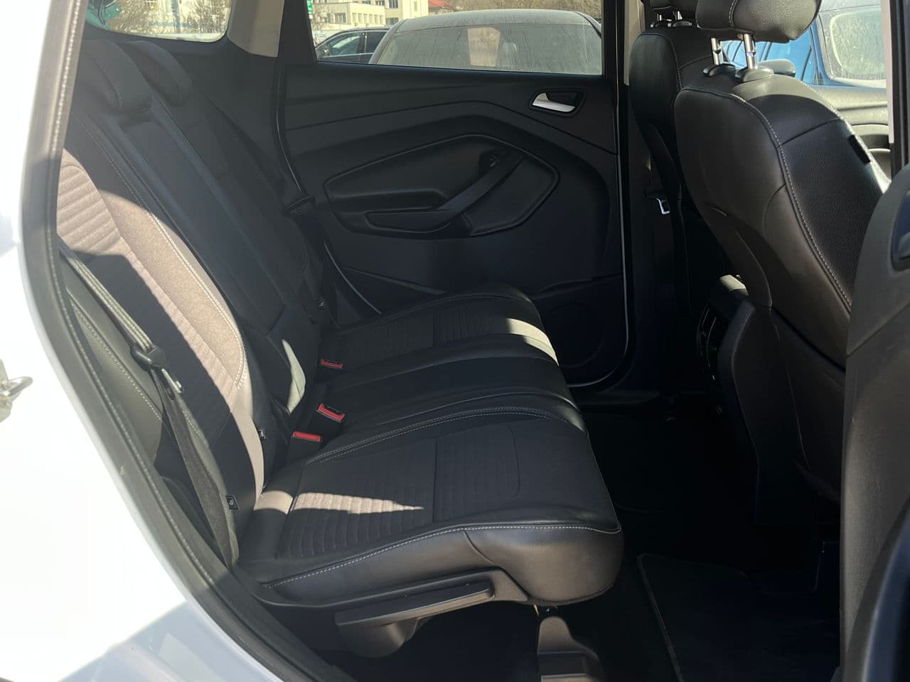 2017 Ford Kuga — Miniatură 15