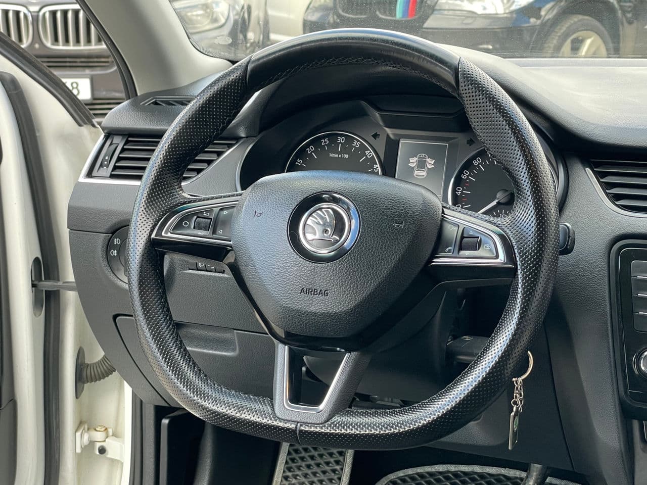 2013 Skoda Octavia — Miniatură 8