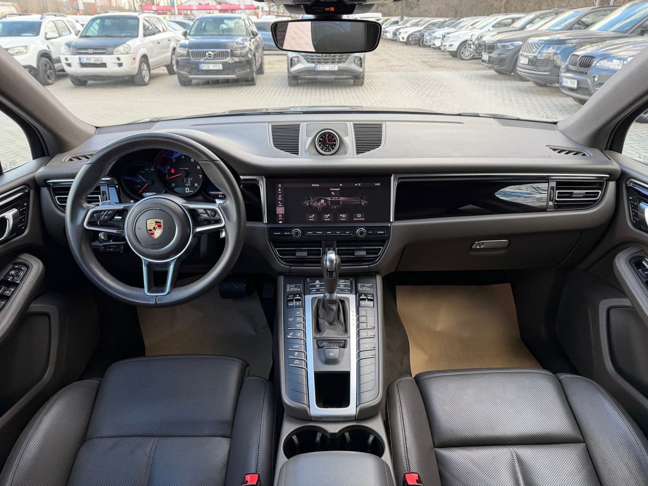 Porsche Macan 2020 — Миниатюра 10