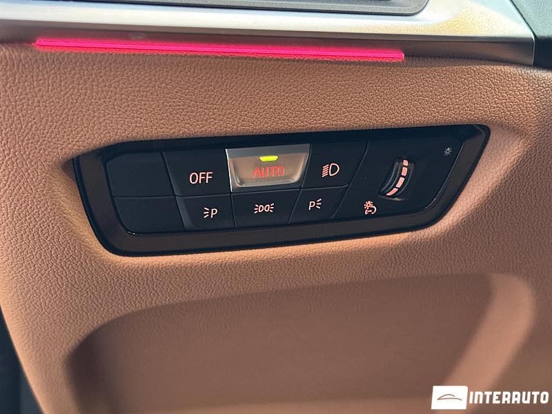 2024 BMW 330 — Miniatură 15