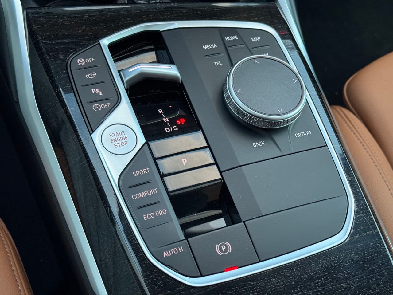 2024 BMW 330 — Miniatură 12