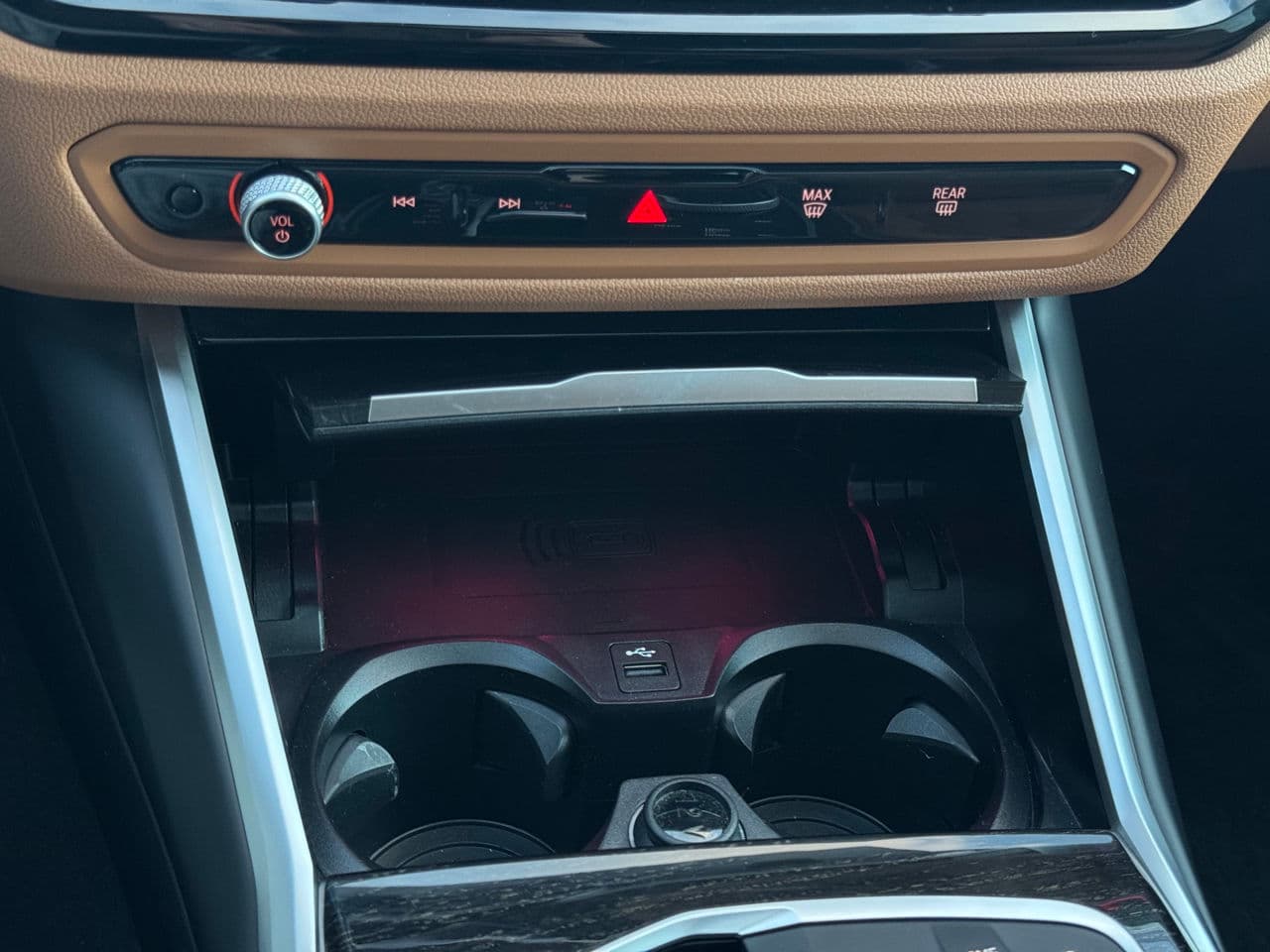 2024 BMW 330 — Miniatură 11