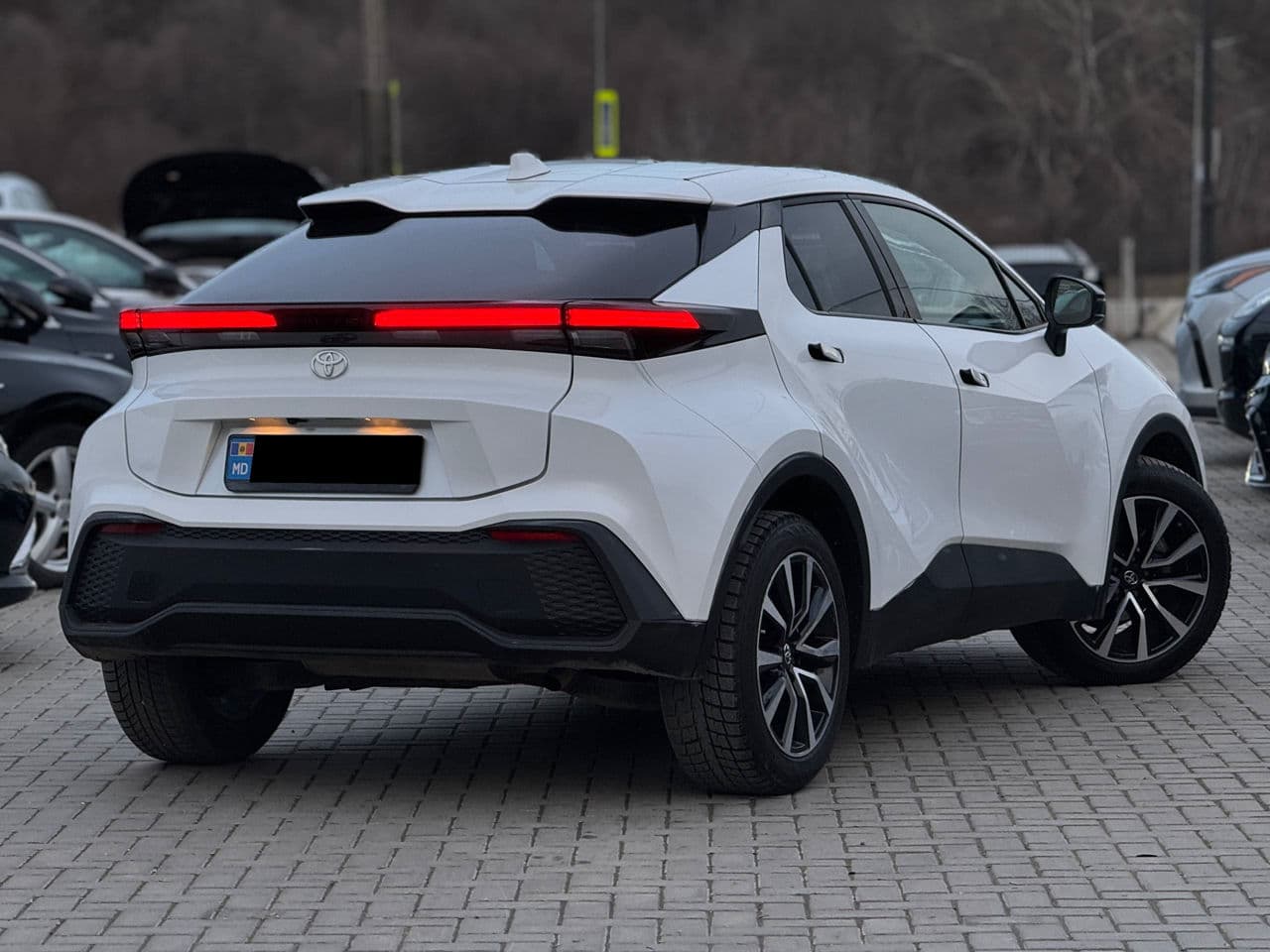 2024 Toyota C-HR — Miniatură 3