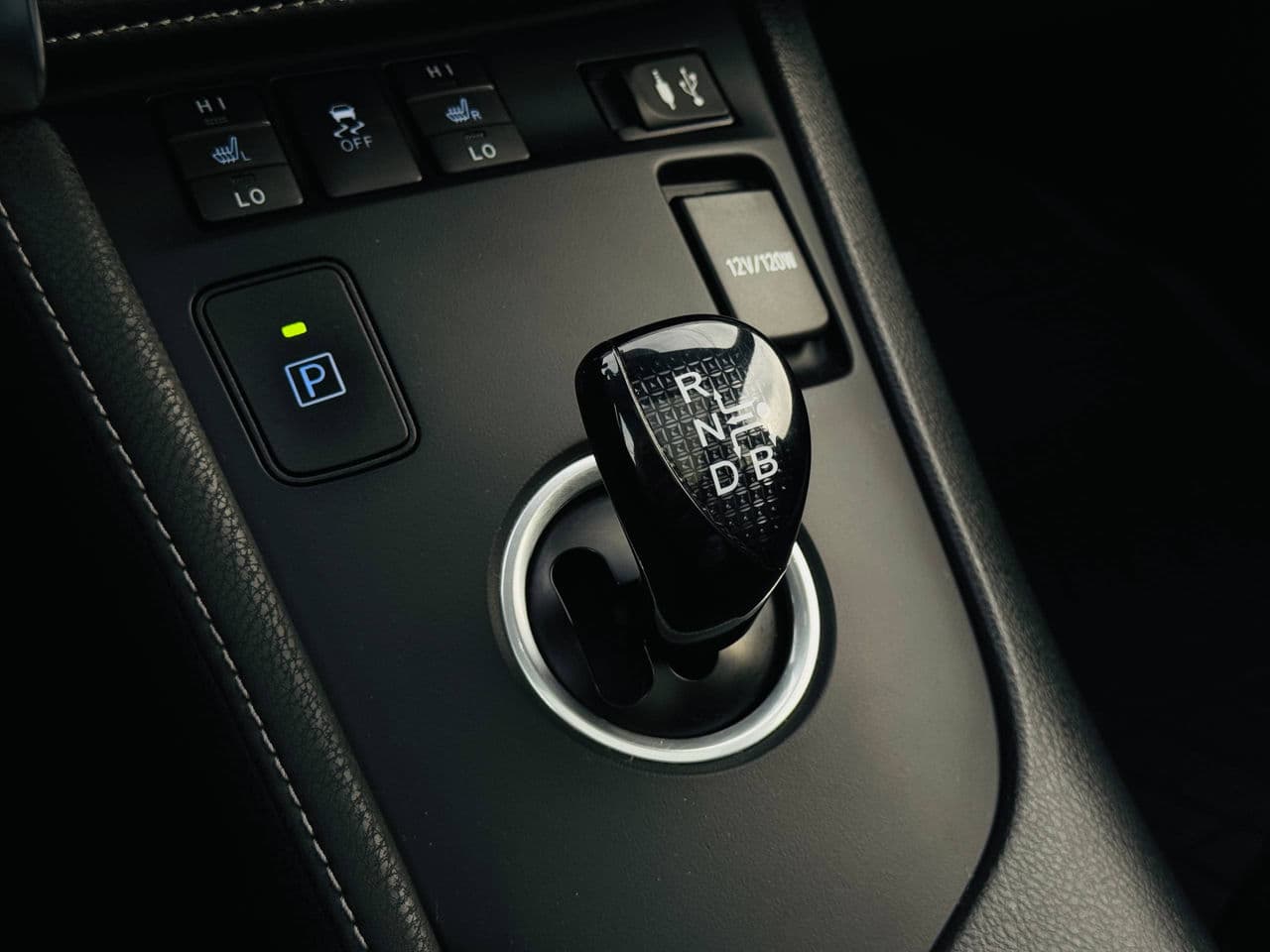 Toyota Auris 2015 — Миниатюра 12
