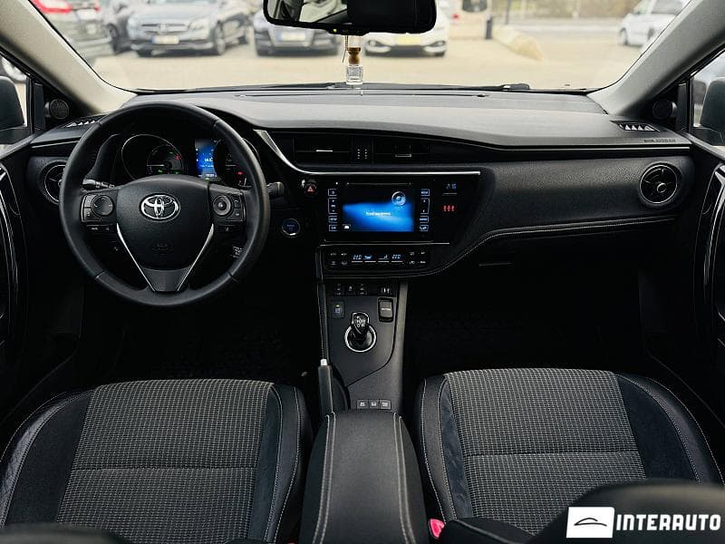 Toyota Auris 2015 — Миниатюра 6