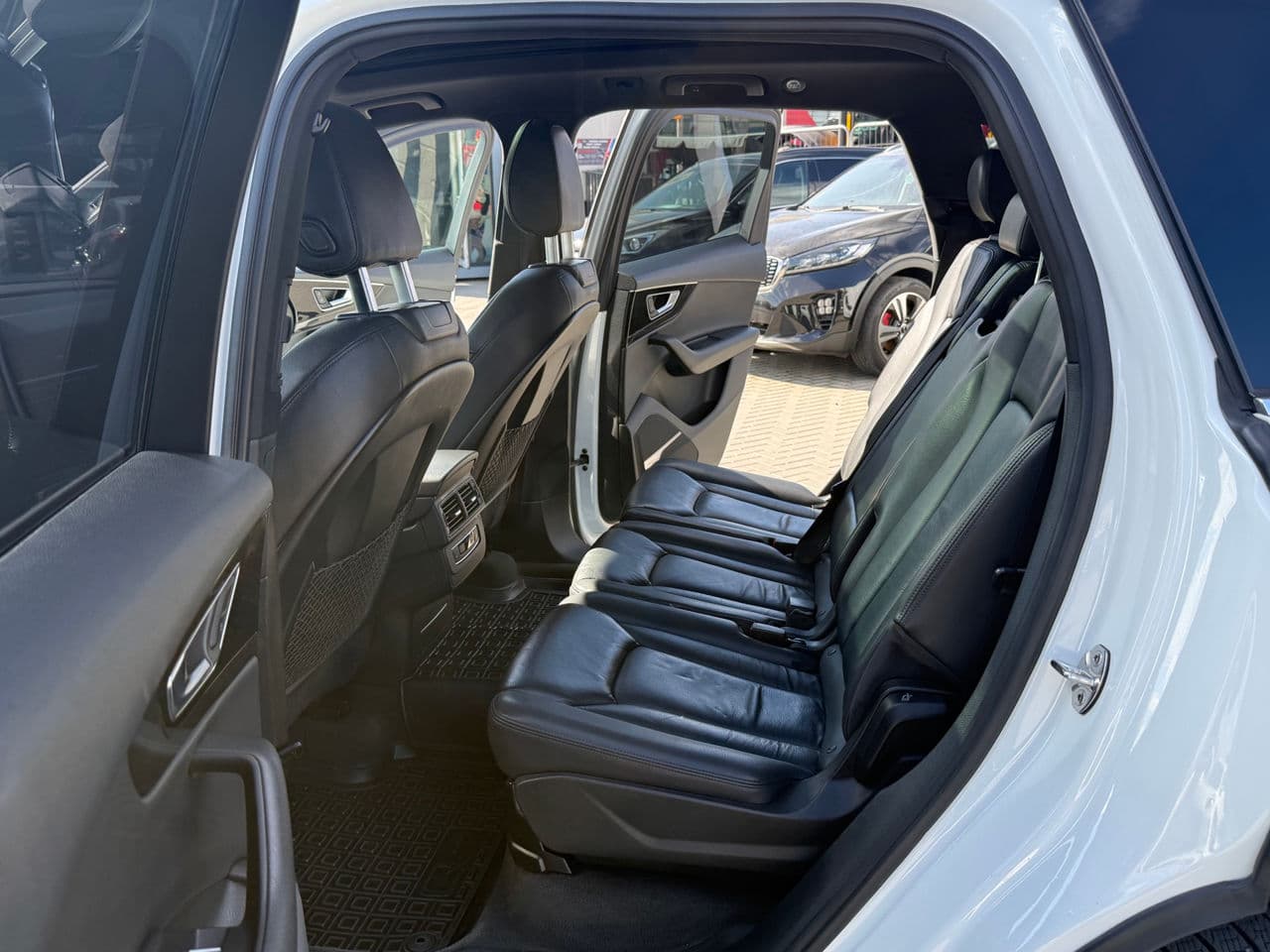 2017 Audi Q7 — Miniatură 13