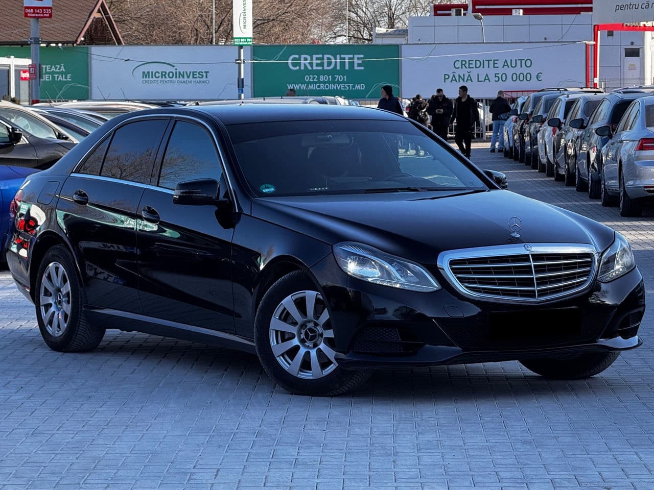 2015 Mercedes E 220 — Miniatură 3