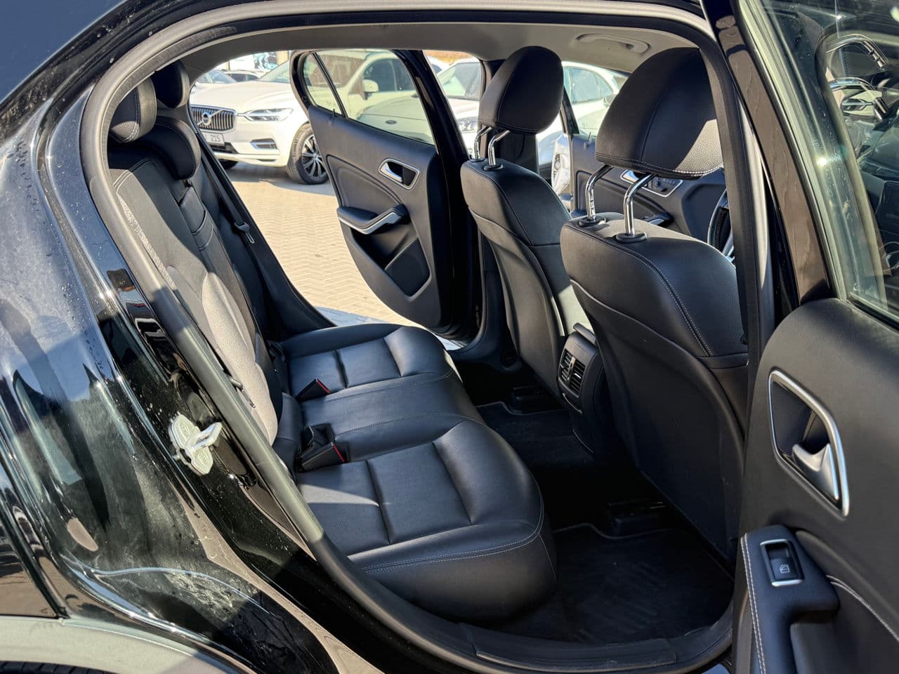 2015 Mercedes GLA 250 — Miniatură 14