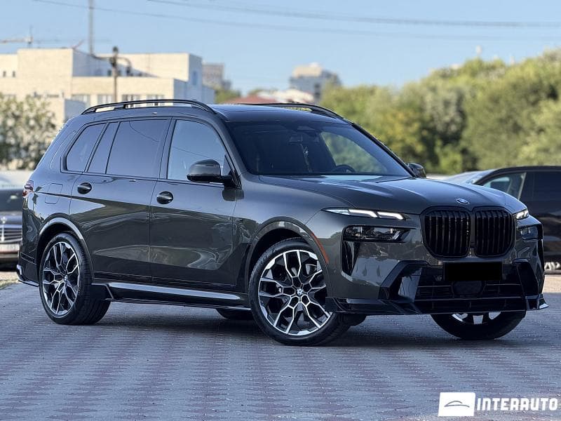 BMW X7 4.0i 2024 — Миниатюра 4