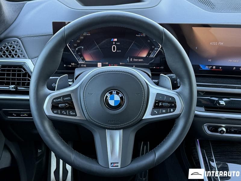 BMW X7 4.0i 2024 — Миниатюра 11