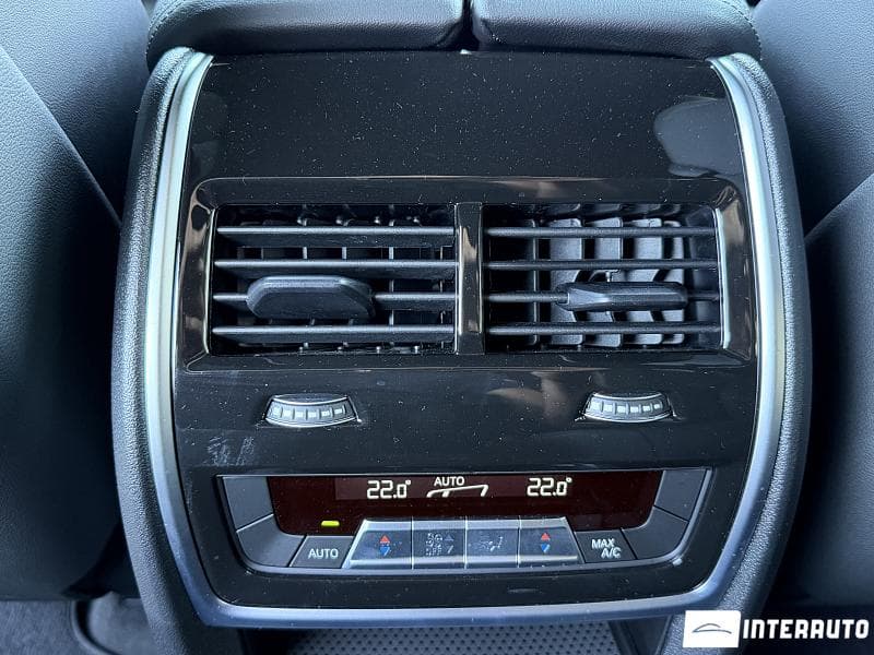 BMW X7 4.0i 2024 — Миниатюра 22