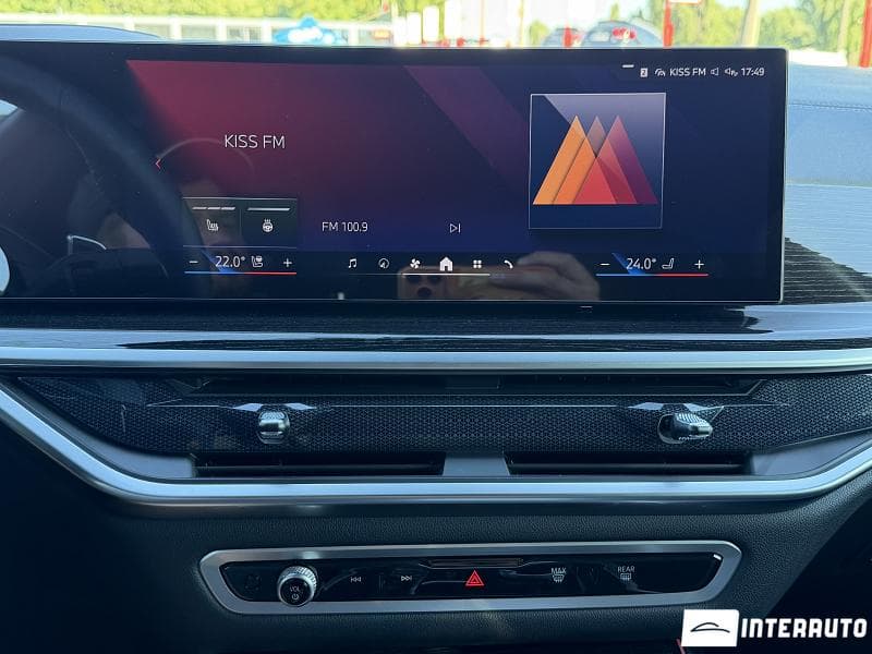 BMW X7 4.0i 2024 — Миниатюра 14