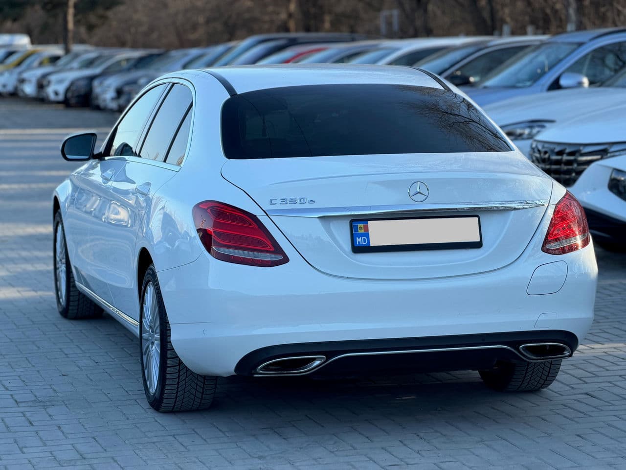 2016 Mercedes C 350e — Miniatură 4