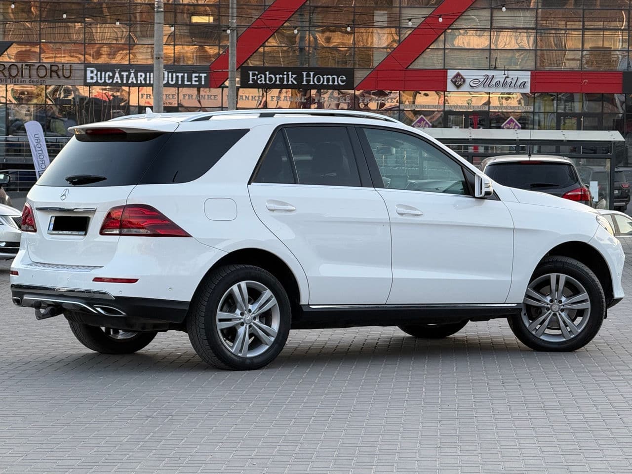 2016 Mercedes GLE 250 — Miniatură 3