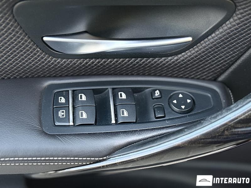 BMW 330E 2016 — Миниатюра 7