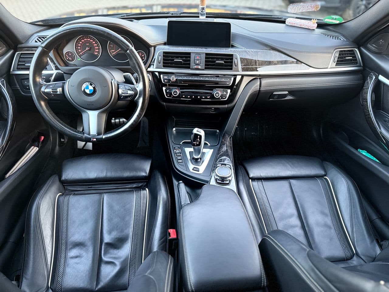 BMW 330E 2016 — Миниатюра 9