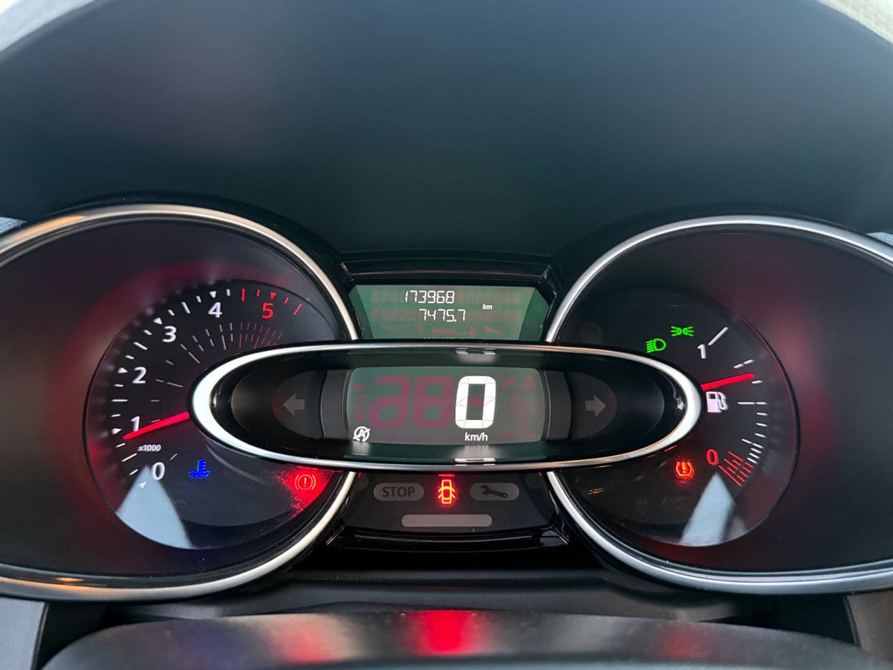 2019 Renault Clio — Miniatură 8