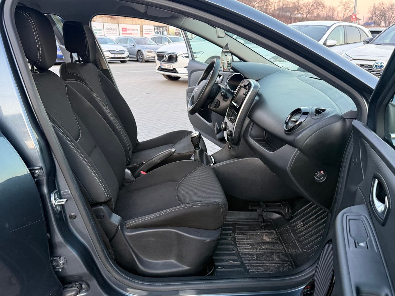 2019 Renault Clio — Miniatură 14