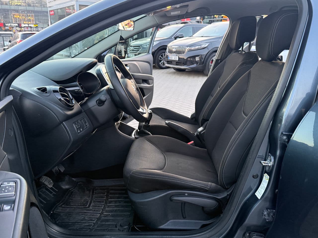2019 Renault Clio — Miniatură 5