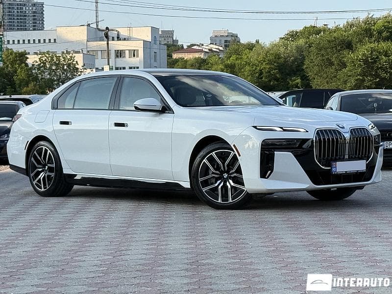 2024 BMW 750e XDrive — Miniatură 4