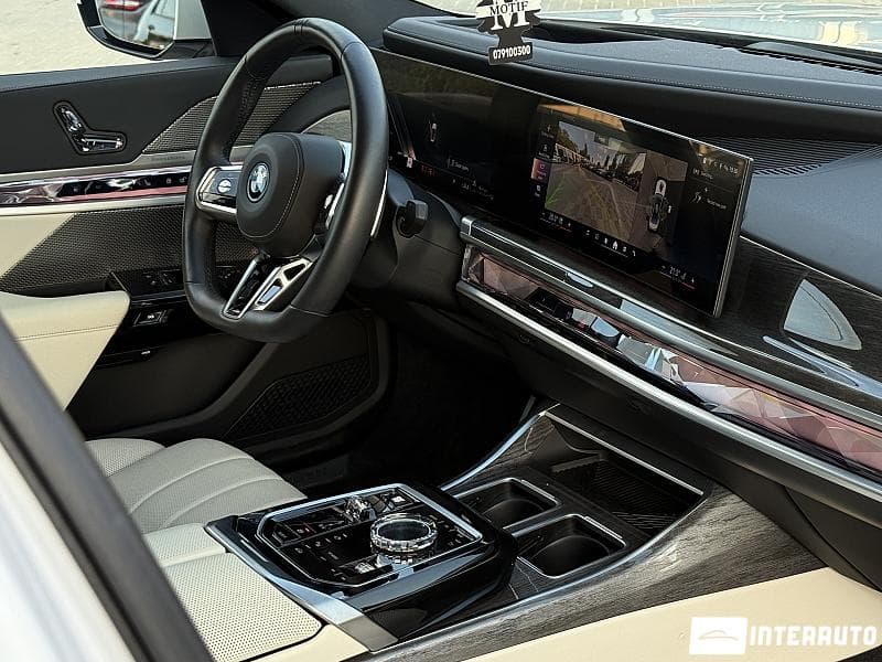 2024 BMW 750e XDrive — Miniatură 6