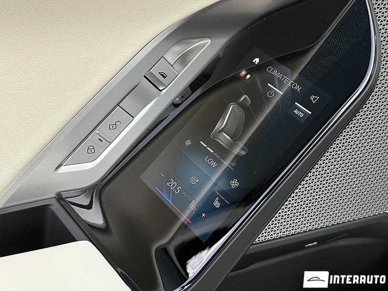 2024 BMW 750e XDrive — Miniatură 20