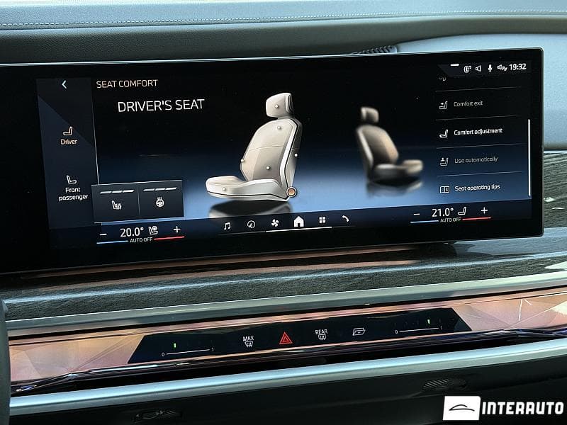2024 BMW 750e XDrive — Miniatură 8