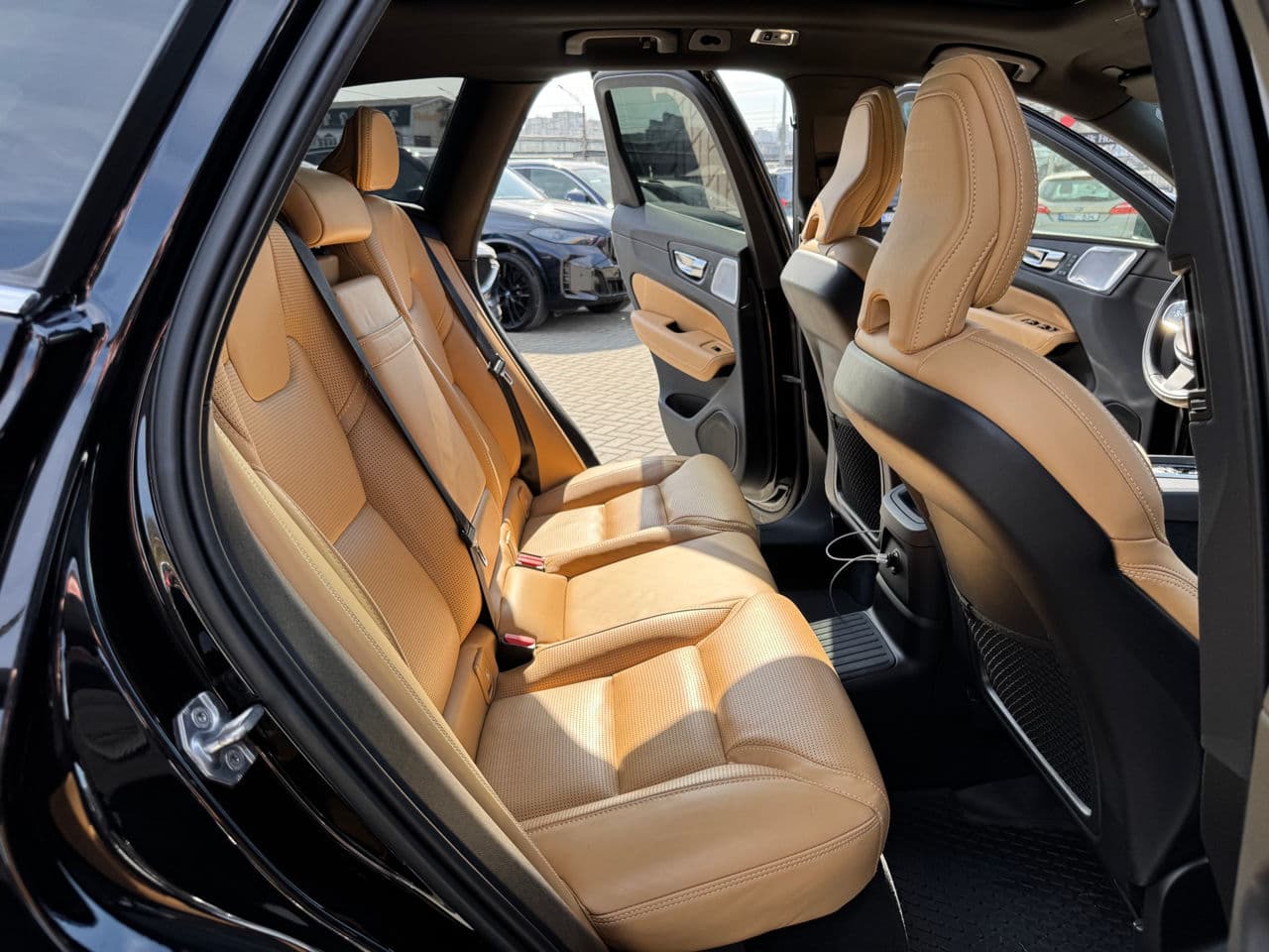 2018 Volvo XC 60 — Miniatură 15