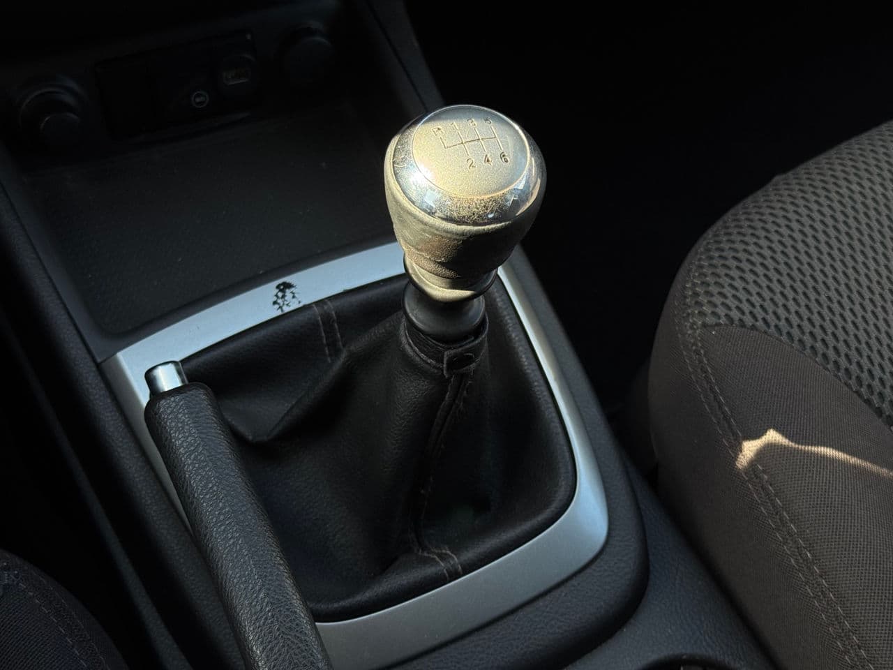 2011 Hyundai Santa Fe — Miniatură 12