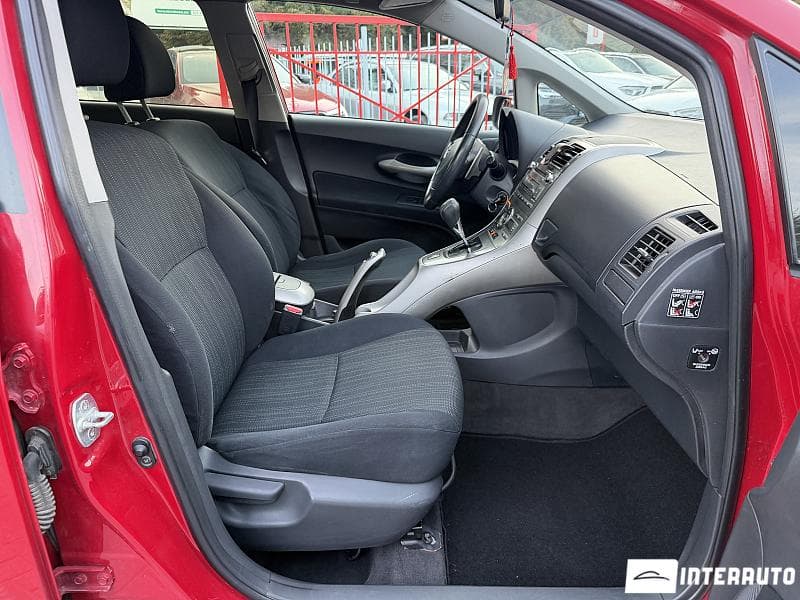 2007 Toyota Auris — Miniatură 6