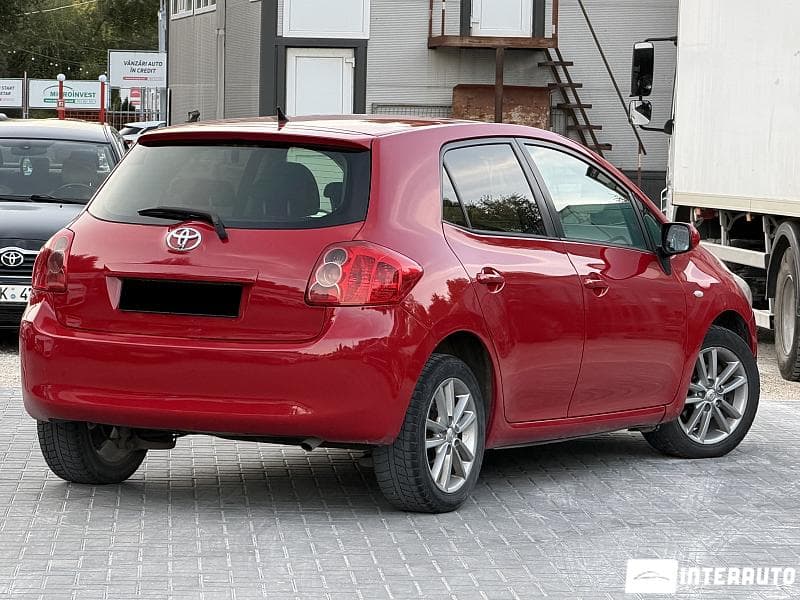 2007 Toyota Auris — Miniatură 2