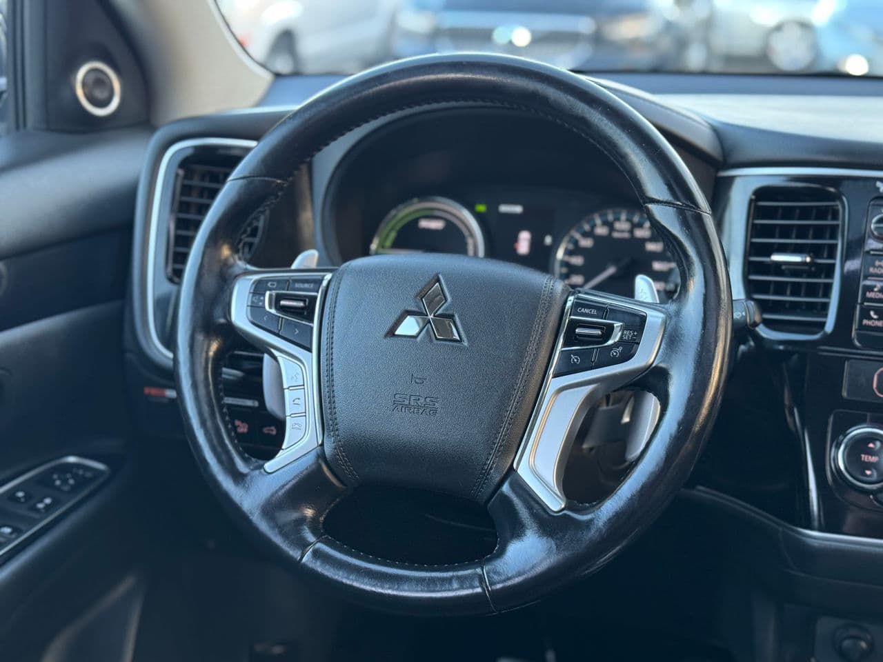 2016 Mitsubishi Outlander — Miniatură 10