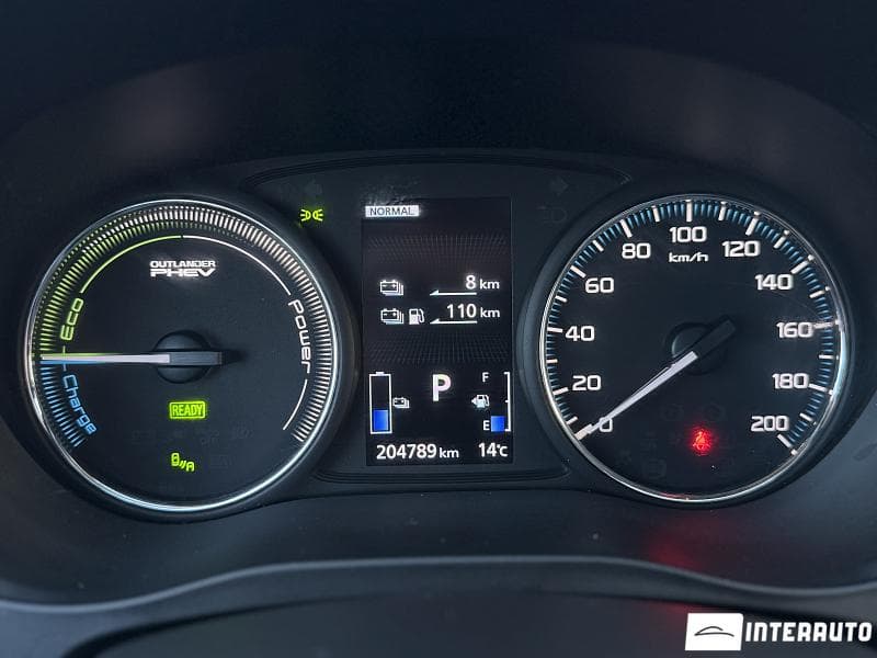 2016 Mitsubishi Outlander — Miniatură 11