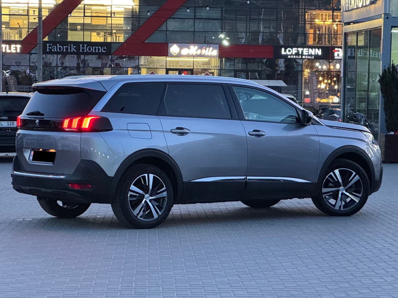 Peugeot 5008 2020 — Миниатюра 3
